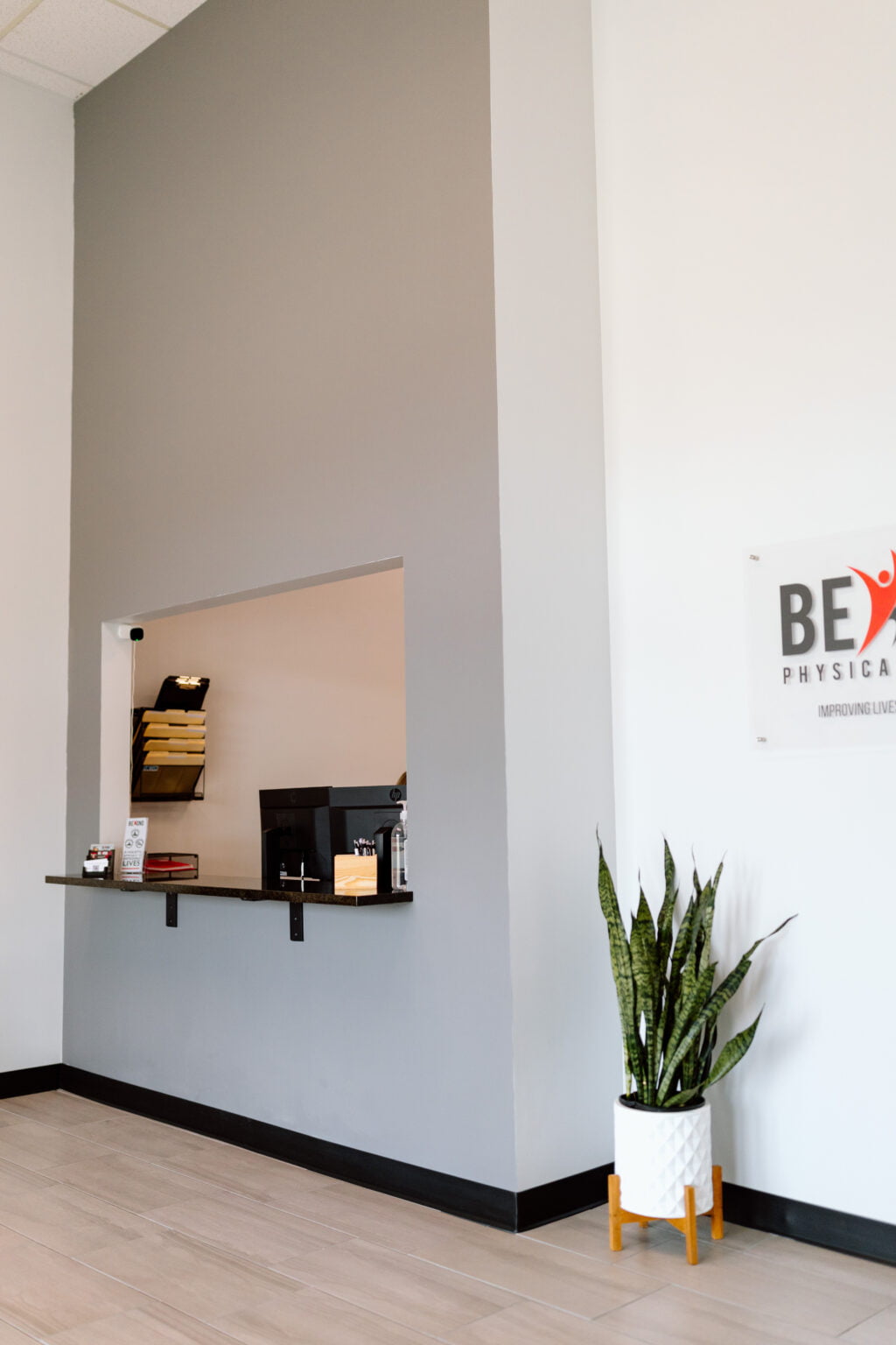 Front of South Tulsa Clinic